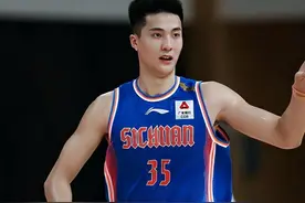 失去哈达迪，送走袁堂文。四川队摆烂？不！川篮目标依然是季后赛图片