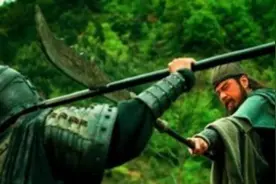 演义中关羽一刀刺颜良，赵云一枪杀高览，谁的武力表现更胜一筹？图片