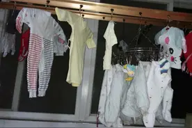 天黑前为什么要把孩子衣服收回家？年轻人不屑的老观念，有用吗？图片