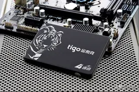 科普：不同类型的固态硬盘，速度相差这么大！看完涨知识了图片