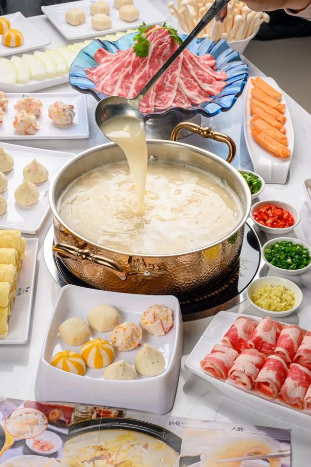 翅骨花胶煲鸡 2026年翅骨花胶煲鸡汤的做法