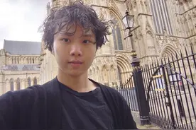 “港独”分子刘康潜逃英国，发文感谢郑文杰“接待”图片