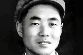 神兵王宗重：5发炮弹干掉4辆美军坦克，一把刺刀杀掉4个土耳其兵图片