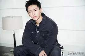 张哲瀚遭演出协会封杀，霍尊宣布退出演艺圈，网友纷纷拍手叫好图片