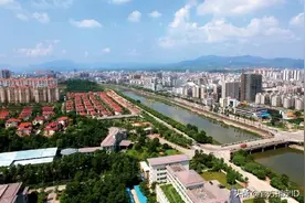 新兴县各镇人口一览：仅有一个镇超十万人，最低的镇仅为四千人图片