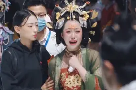 被刷屏的“成都华裳九州事件”始末，主办方危机公关能力有待加强图片