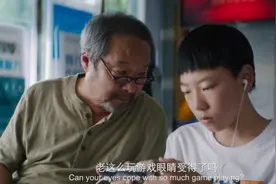 孩子非要买东西，可家长不乐意，公共场合孩子哭闹怎么办？图片
