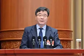 刘伟：最近10年中国居民消费率反而低于上一个10年图片