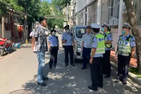 生命通道岂能堵？打通消防通道，消除安全隐患图片