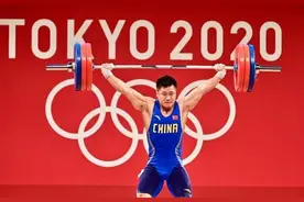 军神吕小军有多火：外国粉丝口中的“绝世美男”！完美肌肉的男人图片