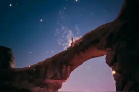 人最大的荒唐，是在烂事上纠缠不清图片