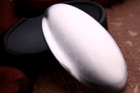 生活骗局之不锈钢肥皂，不锈钢肥皂，真的可以洗衣服吗？图片