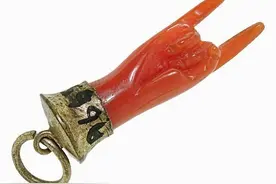 你不知道的珠宝冷知识：有趣的护身符图片