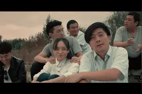 《无地自容》敢于照射平庸的生命，也映出了曾经无悔的热血年华图片