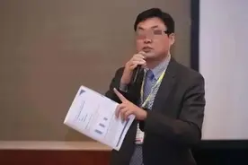 指控鲍毓明性侵的女孩被指年龄存疑图片