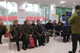 黄金坳镇组织18名“两参”老兵参与短期疗养图片