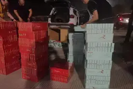 700余条假烟！两男子跨省贩运假冒伪劣香烟，价值近50万元~图片