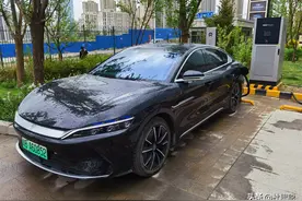 汉EV自驾新疆，乌鲁木齐充电桩功率105千瓦，电动车真香图片