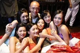 如果给几个版本《鹿鼎记》排名打分，周星驰98分，陈小春96分图片