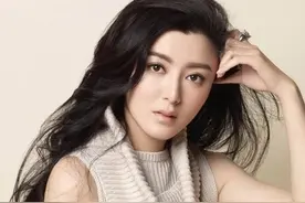 喜欢隐忍自己痛苦，爱分享快乐的人，读完白落梅这段话，可能会哭图片