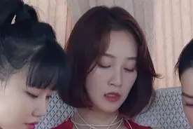 女明星的特殊癖好：有人拿身体当“收纳盒”，有人不美甲不敢出门图片