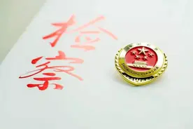河南长葛：消除塑制“小物件”图片