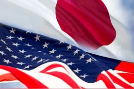 日本再三做出挺美表态，056型大型巡逻艇，穿对马海峡航行日本海图片