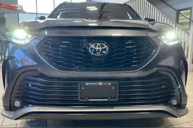 实拍全新丰田汉兰达运动版，6缸发动机+双叉臂，前脸更大气图片