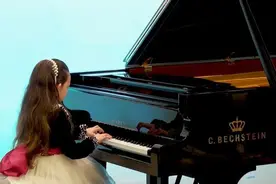 我们一起探讨：“究竟女孩子学音乐，培养孩子学什么乐器好？”图片