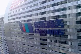 银联商务断臂：营收上亿的消费贷被停，支付业务不敌支付宝微信图片