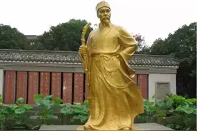 杨慎：一曲《滚滚长江东逝水》唱红了《三国演义》的开篇词图片
