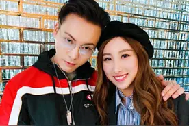 许靖韵恋情又添锤！与神秘男十指紧扣大方逛街，对方被扒是富二代图片