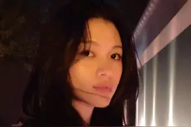 葛荟婕的人生路：17岁为汪峰怀孕生女，孩子简介却称章子怡为母亲图片