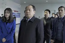 力争实现一季度“开门红”！省工信厅党组书记、厅长杨贵平来到南昌高新区调研产业发展情况图片