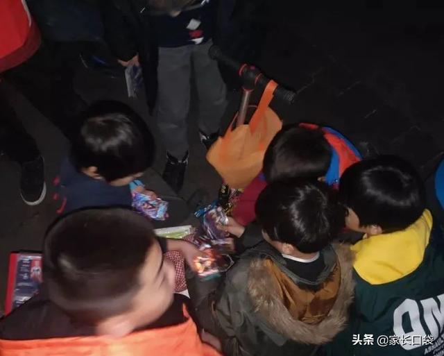 奥特曼卡为啥火爆娃圈？风靡背后原来还隐藏着孩子这样的需求