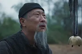 1951年，宁波一80岁老农从坟墓中挖出共产党机密文件，直送北京图片