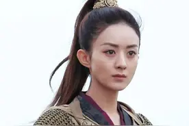 不爱红妆爱戎装，当红小花身披盔甲英姿飒爽，谁是你的巾帼女将呢图片