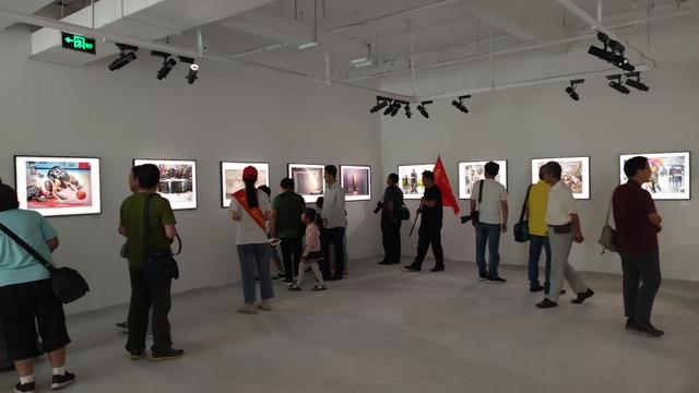 听老林讲第27届全国摄影艺术展览上的灯光设计