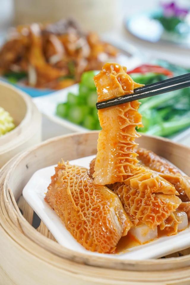 花胶与牛展能同炖吗 2026年花胶可以和牛骨一起煲汤吗