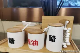 无锡这家老饭店，靠一碗大肠面起家，18元一份不是以前的味道了图片