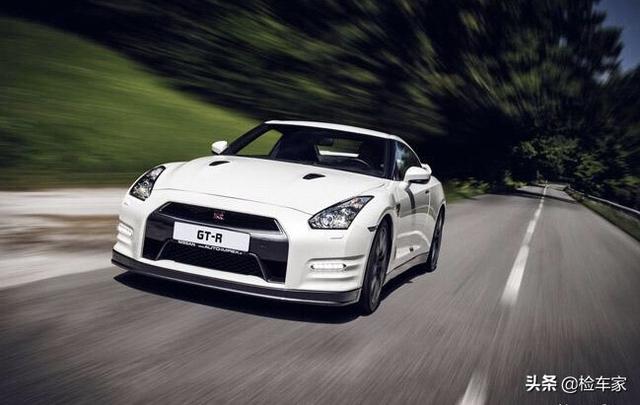 当年158万的东瀛战神GTR，三年时间贬值60万，车况是好是坏？