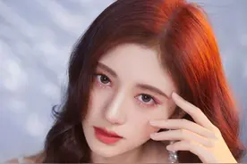 鞠婧祎又翻车？回应嚼面包场面尴尬，KTV抢话筒遭范丞丞狠吐槽图片