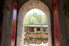 山西7旬大叔镇宅之宝2万不卖，晚上发生的事让他始料不及，咋回事图片