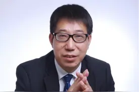 权威肿瘤专家饶本强攻克晚期肠癌保肛难题图片
