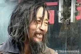 流浪大师之三棍疯了图片