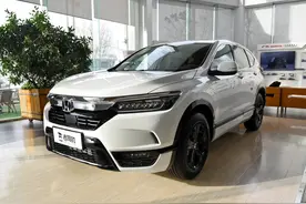 综合油耗6.4L/100km符合你的预期吗？实拍皓影图片