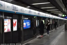 点赞！多条地铁线今起缩短间隔、提升运力，6号线首开大站快车！图片