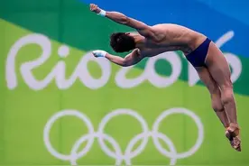 中国跳水队“重大失误”，小将“抗压翻盘”，拿回阔别12年的金牌图片