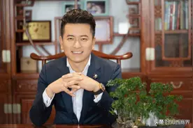 营收3亿，签约两千位知名书画家，他欲打造书画界的“星巴克”？图片