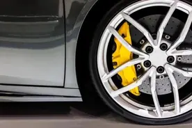 不要慌！刹车突发异响用不着去花钱，以后不要去乱修图片